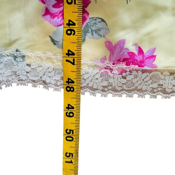 Wayf Floral Yellow midi  Dress NEW - Picture 16 of 16